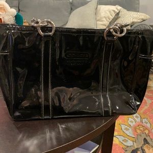 Coach patent leatherware purse